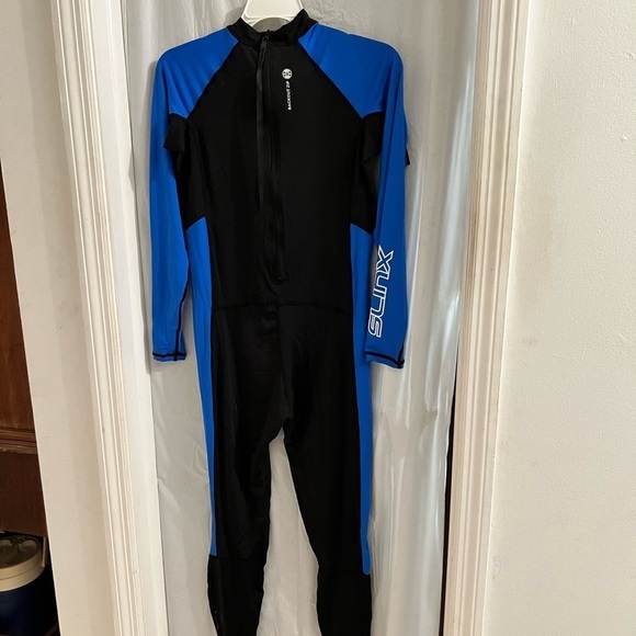 Slinx long sleeve dive skin surfing diving suit size xs - Picture 1 of 6